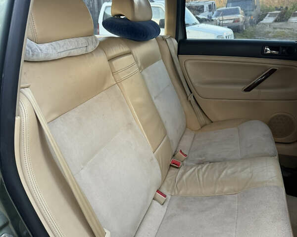 Зелений Фольксваген Пассат, об'ємом двигуна 2.77 л та пробігом 176 тис. км за 3850 $, фото 19 на Automoto.ua