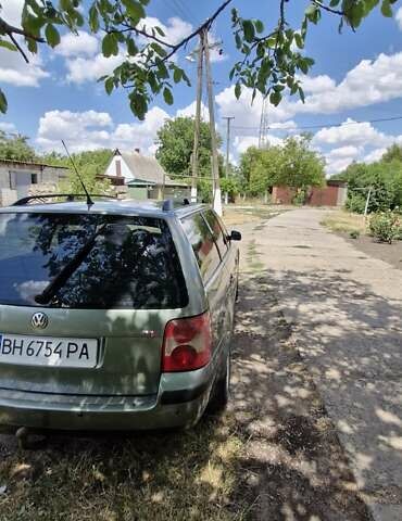 Зелений Фольксваген Пассат, об'ємом двигуна 1.9 л та пробігом 430 тис. км за 4500 $, фото 3 на Automoto.ua