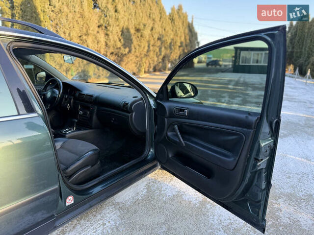 Зеленый Фольксваген Пассат, объемом двигателя 1.9 л и пробегом 267 тыс. км за 4150 $, фото 9 на Automoto.ua