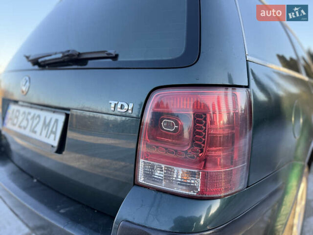 Зеленый Фольксваген Пассат, объемом двигателя 1.9 л и пробегом 267 тыс. км за 4150 $, фото 73 на Automoto.ua