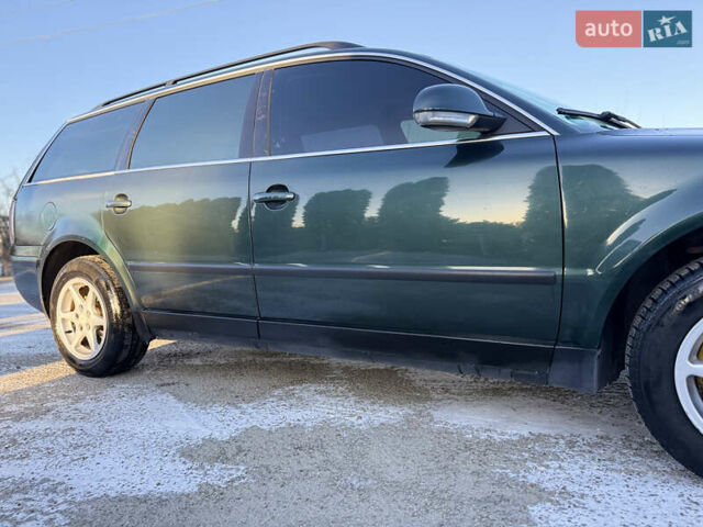 Зеленый Фольксваген Пассат, объемом двигателя 1.9 л и пробегом 267 тыс. км за 4150 $, фото 69 на Automoto.ua