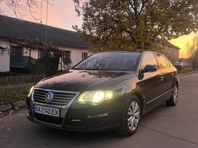 Зеленый Фольксваген Пассат, объемом двигателя 2 л и пробегом 275 тыс. км за 6500 $, фото 3 на Automoto.ua