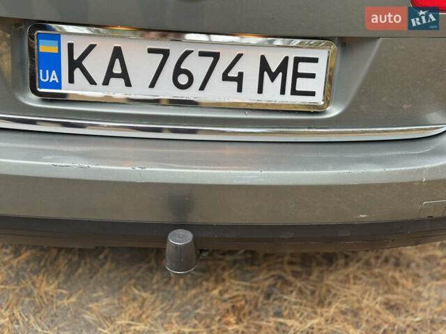 Зеленый Фольксваген Пассат, объемом двигателя 2 л и пробегом 211 тыс. км за 7500 $, фото 67 на Automoto.ua