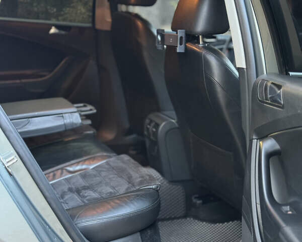 Зеленый Фольксваген Пассат, объемом двигателя 2 л и пробегом 211 тыс. км за 7500 $, фото 44 на Automoto.ua