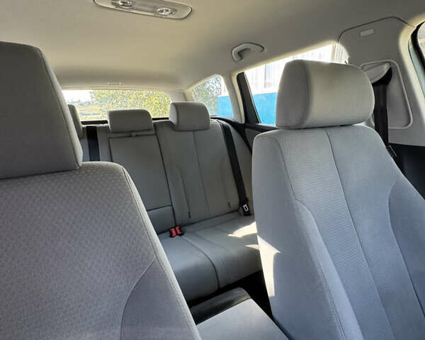 Зеленый Фольксваген Пассат, объемом двигателя 1.6 л и пробегом 194 тыс. км за 6500 $, фото 18 на Automoto.ua