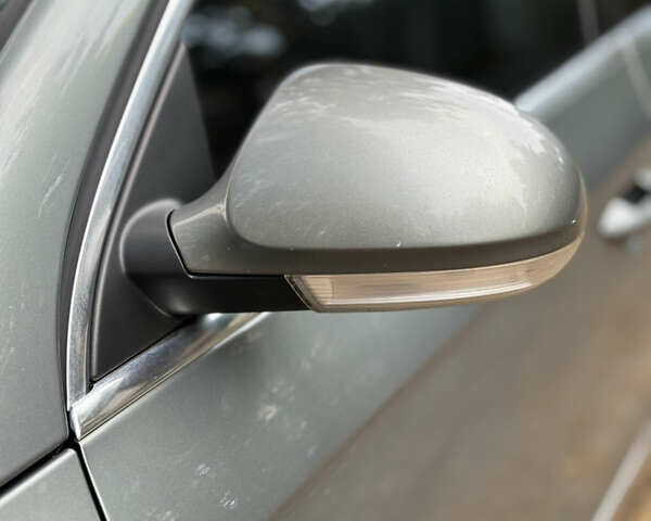 Зеленый Фольксваген Пассат, объемом двигателя 2 л и пробегом 211 тыс. км за 7500 $, фото 62 на Automoto.ua