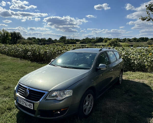 Зеленый Фольксваген Пассат, объемом двигателя 1.6 л и пробегом 194 тыс. км за 6500 $, фото 4 на Automoto.ua