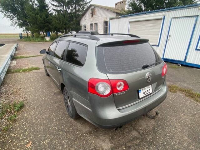 Зеленый Фольксваген Пассат, объемом двигателя 2 л и пробегом 190 тыс. км за 5800 $, фото 3 на Automoto.ua