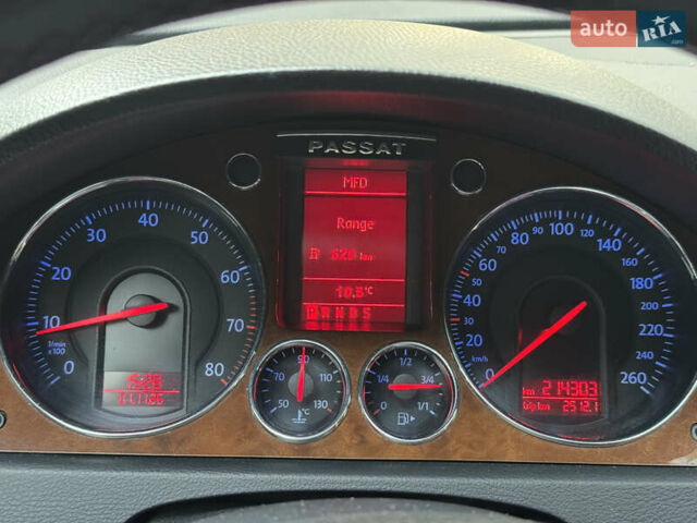 Зеленый Фольксваген Пассат, объемом двигателя 2 л и пробегом 211 тыс. км за 7500 $, фото 69 на Automoto.ua