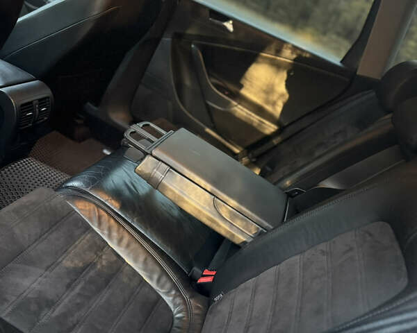 Зеленый Фольксваген Пассат, объемом двигателя 2 л и пробегом 211 тыс. км за 7500 $, фото 38 на Automoto.ua