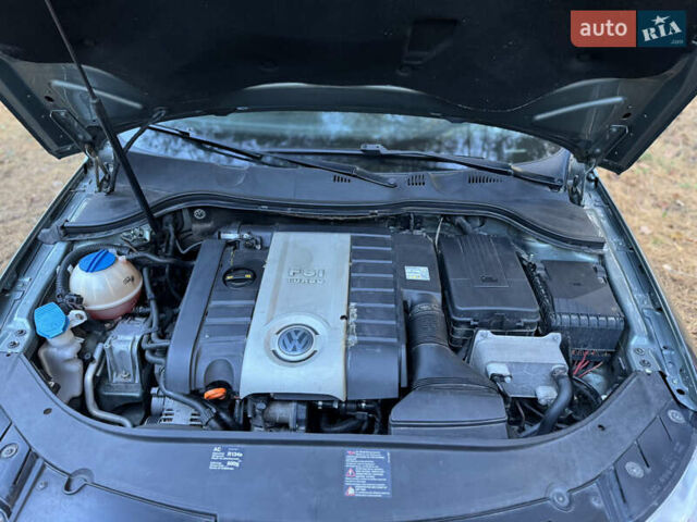 Зеленый Фольксваген Пассат, объемом двигателя 2 л и пробегом 211 тыс. км за 7500 $, фото 49 на Automoto.ua