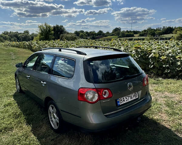 Зеленый Фольксваген Пассат, объемом двигателя 1.6 л и пробегом 194 тыс. км за 6500 $, фото 1 на Automoto.ua