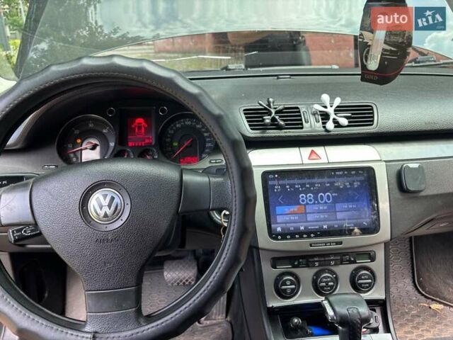Зеленый Фольксваген Пассат, объемом двигателя 2 л и пробегом 235 тыс. км за 6000 $, фото 10 на Automoto.ua