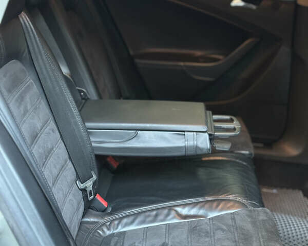 Зеленый Фольксваген Пассат, объемом двигателя 2 л и пробегом 211 тыс. км за 7500 $, фото 45 на Automoto.ua