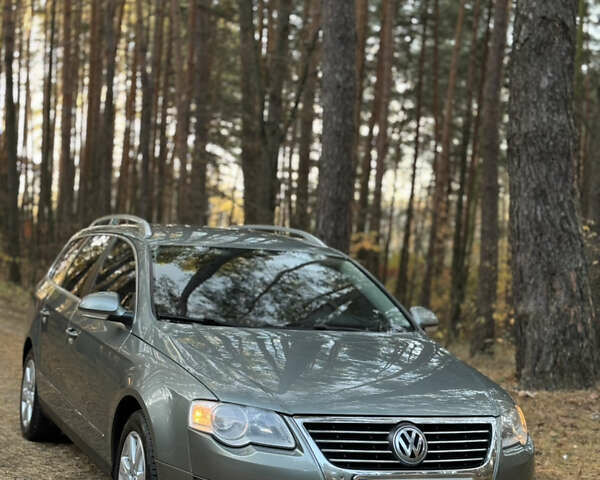 Зеленый Фольксваген Пассат, объемом двигателя 2 л и пробегом 211 тыс. км за 7500 $, фото 10 на Automoto.ua