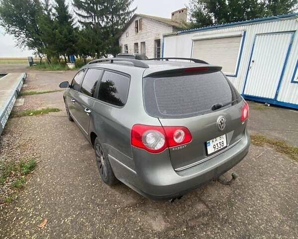 Зелений Фольксваген Пассат, об'ємом двигуна 2 л та пробігом 190 тис. км за 5800 $, фото 2 на Automoto.ua