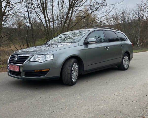 Зеленый Фольксваген Пассат, объемом двигателя 1.4 л и пробегом 266 тыс. км за 6400 $, фото 1 на Automoto.ua