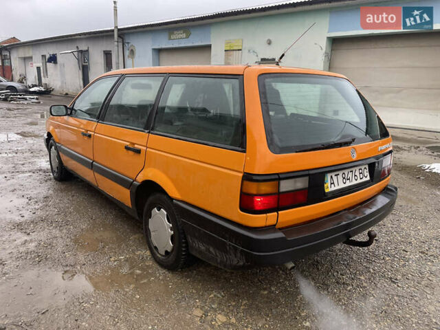 Помаранчевий Фольксваген Пассат, об'ємом двигуна 1.6 л та пробігом 288 тис. км за 1499 $, фото 9 на Automoto.ua