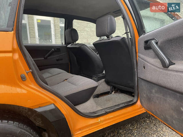 Помаранчевий Фольксваген Пассат, об'ємом двигуна 1.6 л та пробігом 288 тис. км за 1499 $, фото 20 на Automoto.ua