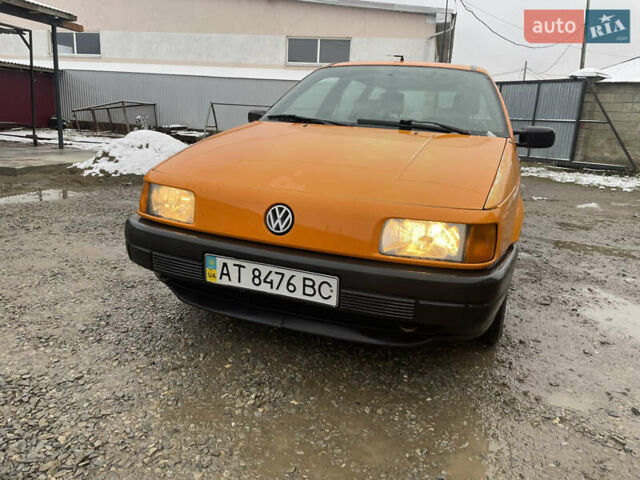 Помаранчевий Фольксваген Пассат, об'ємом двигуна 1.6 л та пробігом 288 тис. км за 1499 $, фото 2 на Automoto.ua