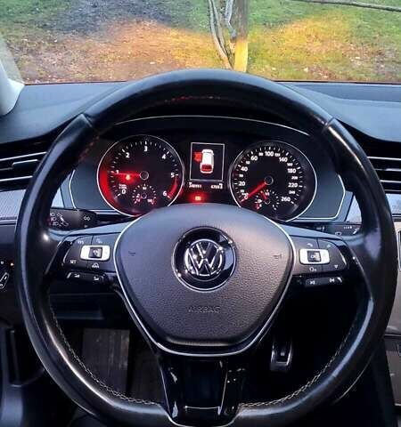 Оранжевый Фольксваген Пассат, объемом двигателя 1.97 л и пробегом 249 тыс. км за 17500 $, фото 25 на Automoto.ua