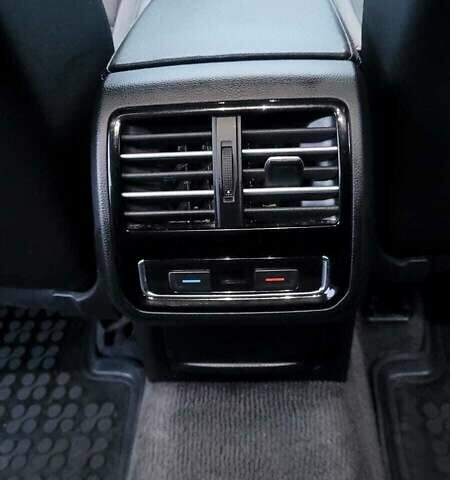 Оранжевый Фольксваген Пассат, объемом двигателя 1.97 л и пробегом 249 тыс. км за 17500 $, фото 18 на Automoto.ua