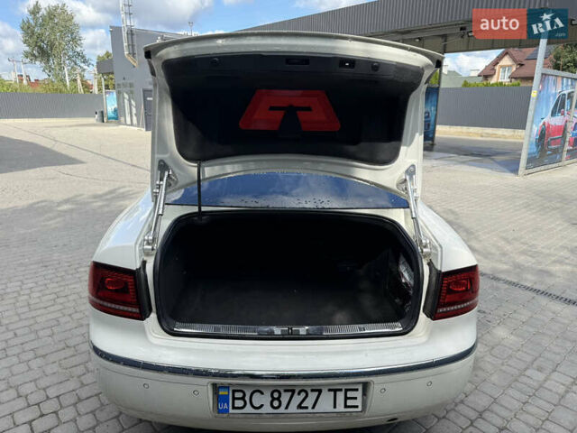 Фольксваген Фаетон 2013 в Львове на Automoto.ua Белый Фольксваген Фаетон, объемом двигателя 2.97 л и пробегом 245 тыс. км за 15950 $, фото 9 на Automoto.ua