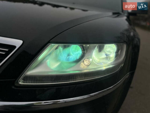 Чорний Фольксваген Фаєтон, об'ємом двигуна 5 л та пробігом 272 тис. км за 6700 $, фото 19 на Automoto.ua