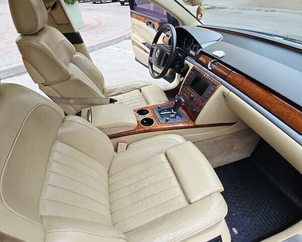 Чорний Фольксваген Фаєтон, об'ємом двигуна 3.2 л та пробігом 220 тис. км за 5200 $, фото 21 на Automoto.ua