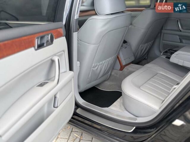 Черный Фольксваген Фаетон, объемом двигателя 3 л и пробегом 295 тыс. км за 6999 $, фото 16 на Automoto.ua