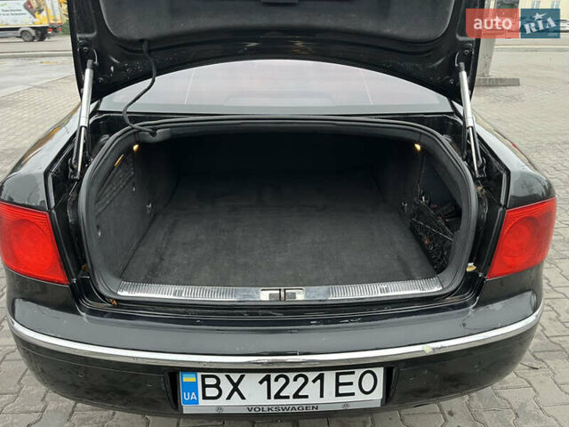 Черный Фольксваген Фаетон, объемом двигателя 3 л и пробегом 260 тыс. км за 7700 $, фото 18 на Automoto.ua