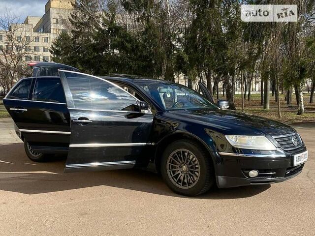 Чорний Фольксваген Фаєтон, об'ємом двигуна 3.2 л та пробігом 277 тис. км за 8990 $, фото 13 на Automoto.ua