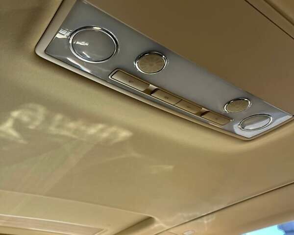 Чорний Фольксваген Фаєтон, об'ємом двигуна 4.2 л та пробігом 202 тис. км за 7250 $, фото 5 на Automoto.ua