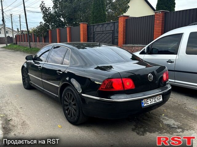 Черный Фольксваген Фаетон, объемом двигателя 3 л и пробегом 200 тыс. км за 8500 $, фото 2 на Automoto.ua