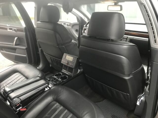 Черный Фольксваген Фаетон, объемом двигателя 3 л и пробегом 311 тыс. км за 6500 $, фото 10 на Automoto.ua