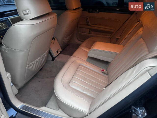 Черный Фольксваген Фаетон, объемом двигателя 3 л и пробегом 247 тыс. км за 6900 $, фото 11 на Automoto.ua