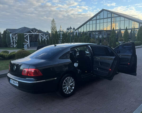 Черный Фольксваген Фаетон, объемом двигателя 2.97 л и пробегом 335 тыс. км за 7650 $, фото 15 на Automoto.ua