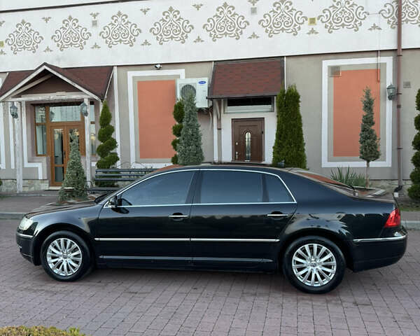 Черный Фольксваген Фаетон, объемом двигателя 2.97 л и пробегом 335 тыс. км за 7650 $, фото 14 на Automoto.ua