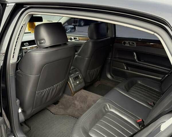 Чорний Фольксваген Фаєтон, об'ємом двигуна 2.97 л та пробігом 226 тис. км за 13000 $, фото 36 на Automoto.ua