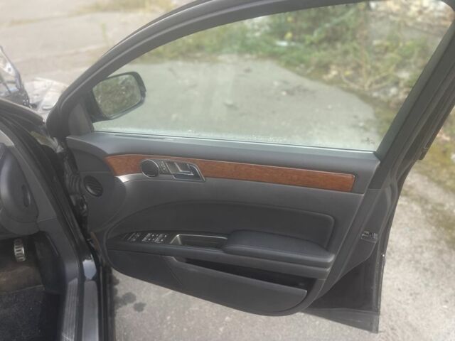 Черный Фольксваген Фаетон, объемом двигателя 3 л и пробегом 235 тыс. км за 5500 $, фото 21 на Automoto.ua