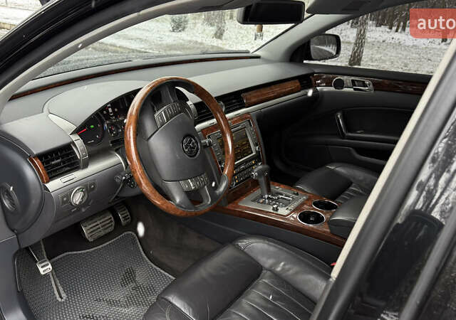 Черный Фольксваген Фаетон, объемом двигателя 2.97 л и пробегом 222 тыс. км за 12900 $, фото 44 на Automoto.ua