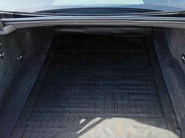 Черный Фольксваген Фаетон, объемом двигателя 3 л и пробегом 245 тыс. км за 7250 $, фото 18 на Automoto.ua