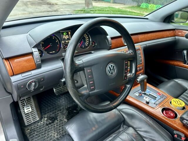 Коричневый Фольксваген Фаетон, объемом двигателя 4.2 л и пробегом 234 тыс. км за 5200 $, фото 18 на Automoto.ua