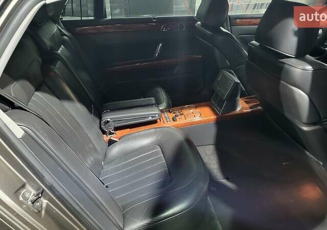 Коричневый Фольксваген Фаетон, объемом двигателя 4.2 л и пробегом 234 тыс. км за 8500 $, фото 10 на Automoto.ua