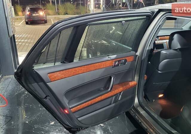 Коричневый Фольксваген Фаетон, объемом двигателя 4.2 л и пробегом 234 тыс. км за 8500 $, фото 16 на Automoto.ua