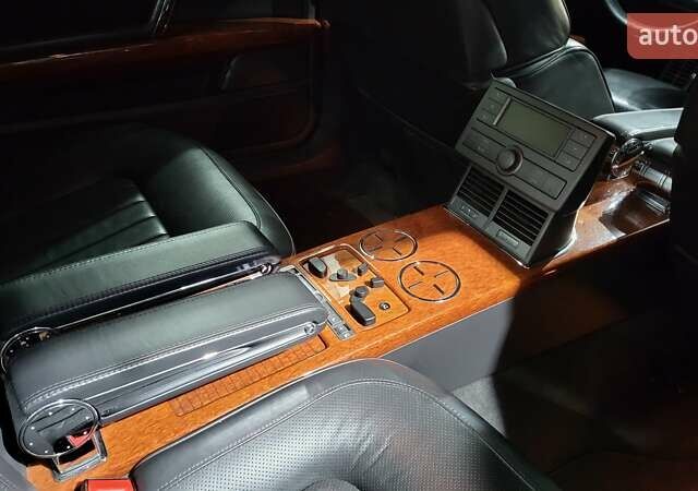 Коричневый Фольксваген Фаетон, объемом двигателя 4.2 л и пробегом 234 тыс. км за 8500 $, фото 11 на Automoto.ua