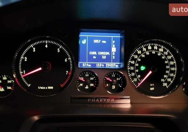 Коричневый Фольксваген Фаетон, объемом двигателя 4.2 л и пробегом 234 тыс. км за 8500 $, фото 34 на Automoto.ua