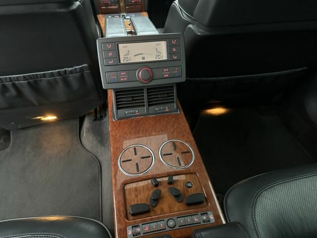 Коричневый Фольксваген Фаетон, объемом двигателя 4.2 л и пробегом 234 тыс. км за 5200 $, фото 16 на Automoto.ua