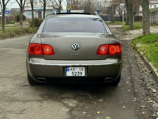 Коричневый Фольксваген Фаетон, объемом двигателя 4.2 л и пробегом 234 тыс. км за 5200 $, фото 4 на Automoto.ua