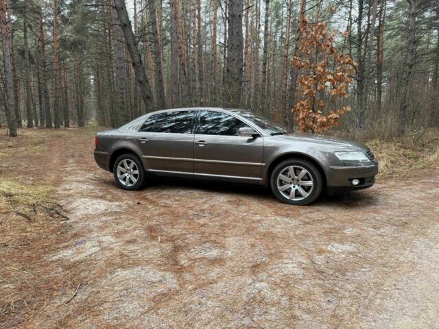 Коричневый Фольксваген Фаетон, объемом двигателя 0 л и пробегом 240 тыс. км за 7500 $, фото 3 на Automoto.ua